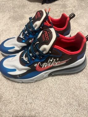 Nike Air Max 270 React Size 11.5